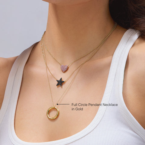 Full Circle Pendant Necklace in Gold